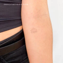 Sacred Lotus Flower Temporary Tattoo (Set Of 3) -Da Vinci Shop 1695068444925