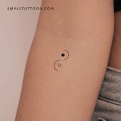 Minimalist Yin Yang Temporary Tattoo (Set Of 3)
