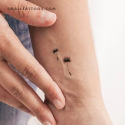 Dandelion Seed Couple Temporary Tattoo (Set Of 3)