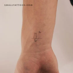 Cat Looking At The Moon Temporary Tattoo (Set Of 3)