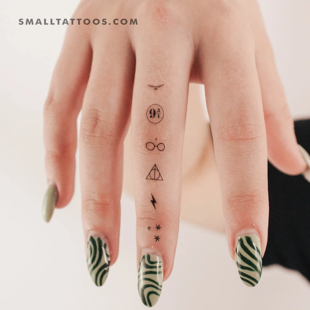 HP Symbol Chain Temporary Tattoo (Set Of 3) 4 HP Symbol Chain Temporary Tattoo (Set Of 3) - Image 2