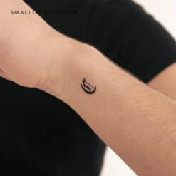 Gothic Style Uppercase C Letter Temporary Tattoo (Set Of 3)