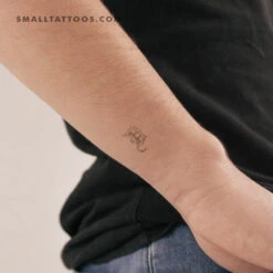 Old English D Letter Temporary Tattoo (Set Of 3) -Da Vinci Shop 1713200768178