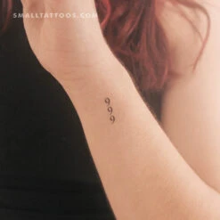 Small 999 Vertical Temporary Tattoo (Set Of 3)