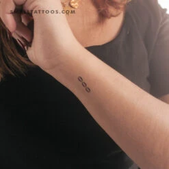 Small 000 Vertical Temporary Tattoo (Set Of 3)