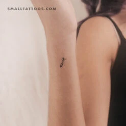 Handwritten Script Lowercase Z Letter Temporary Tattoo (Set Of 3)