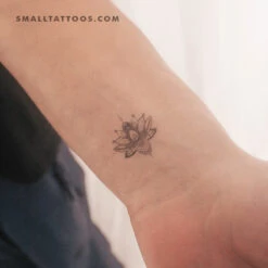 Sacred Lotus Temporary Tattoo (Set Of 3)