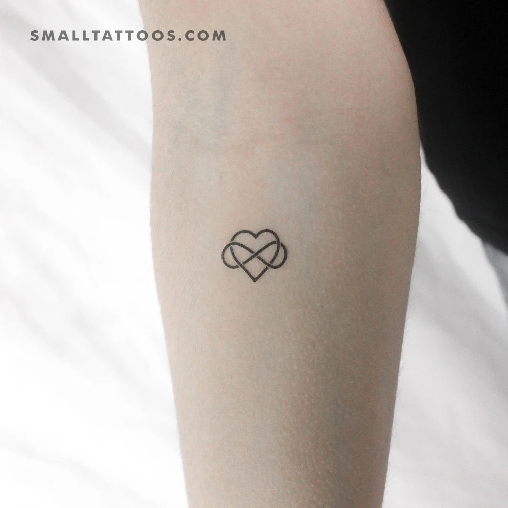 Heart And Infinity Temporary Tattoo (Set Of 3) 3 Heart And Infinity Temporary Tattoo (Set Of 3)