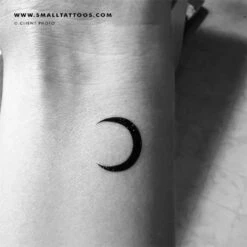 Crescent Moon Temporary Tattoo (Set Of 3) 10 Crescent Moon Temporary Tattoo (Set Of 3) -Da Vinci Shop black moon crescent tatteco st