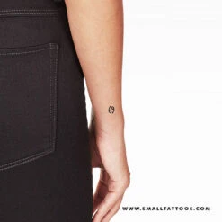 Cancer Zodiac Symbol Temporary Tattoo (Set Of 3) 6 Cancer Zodiac Symbol Temporary Tattoo (Set Of 3) -Da Vinci Shop cancer zodiac symbol tatteco