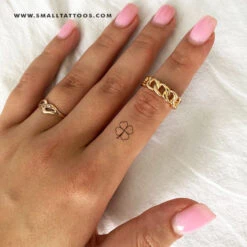 Minimalist Four Leaf Clover Temporary Tattoo (Set Of 3) -Da Vinci Shop four leaf clover st tatteco