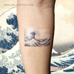 Hokusai's The Great Wave Off Kanagawa Temporary Tattoo (Set Of 3) -Da Vinci Shop hokusai temporary tattoo
