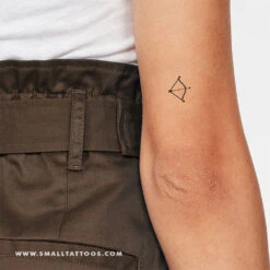 Bow And Arrow Temporary Tattoo (Set Of 3) -Da Vinci Shop little bow and arrow small temporary tattoo