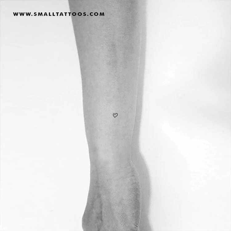 Micro Heart Outline Temporary Tattoo (Set Of 3) 3 Micro Heart Outline Temporary Tattoo (Set Of 3)